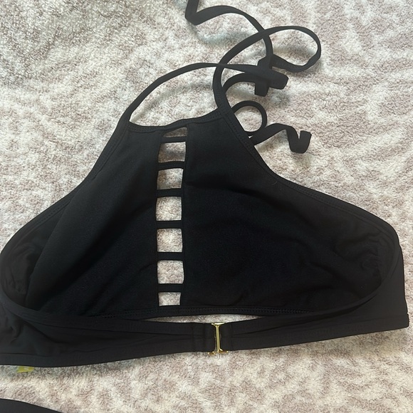 Gisni bini black and white bikini never worn nwot medium - Picture 3 of 7